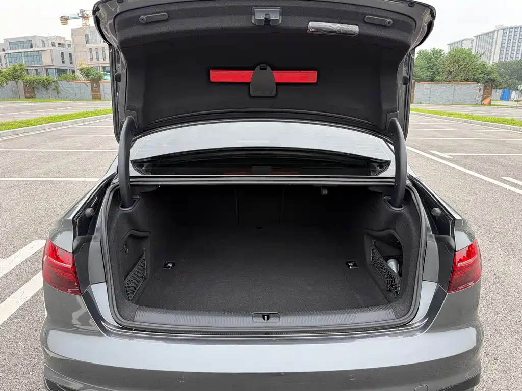 Audi A4L — миниатюра 22