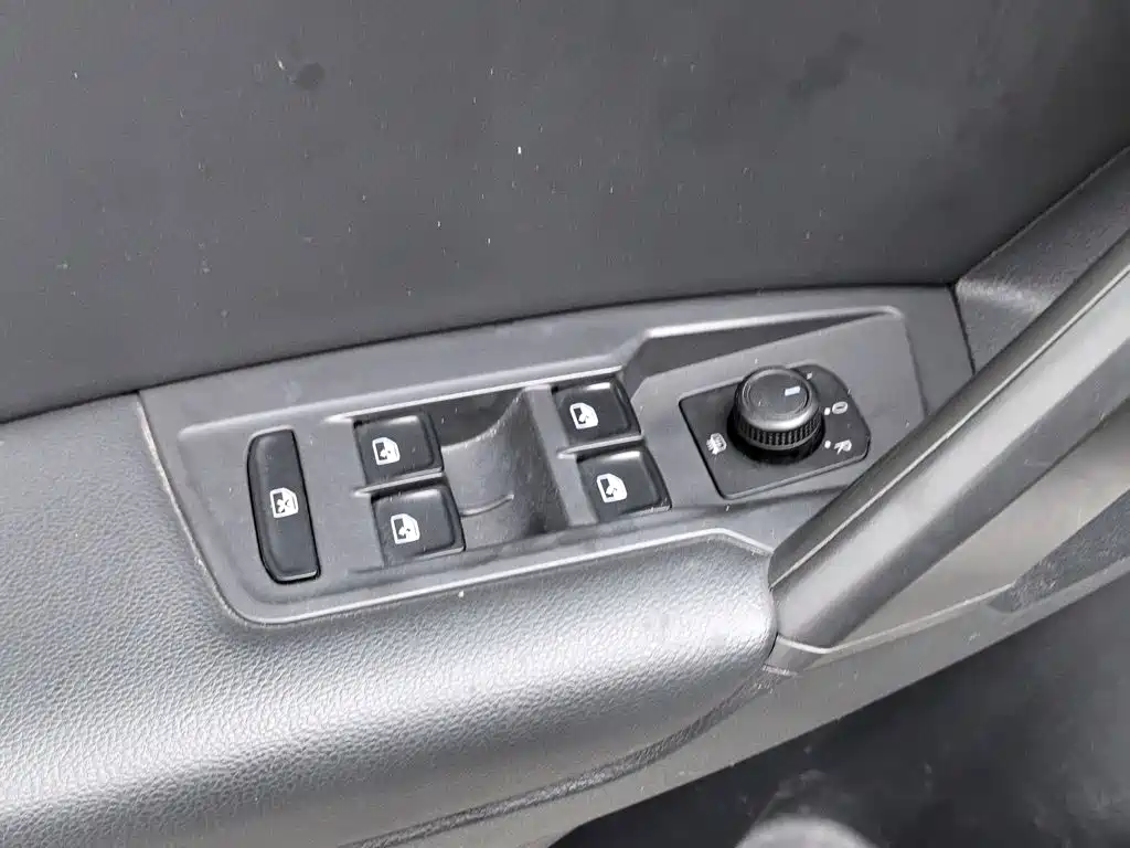 Volkswagen Tiguan L — миниатюра 9