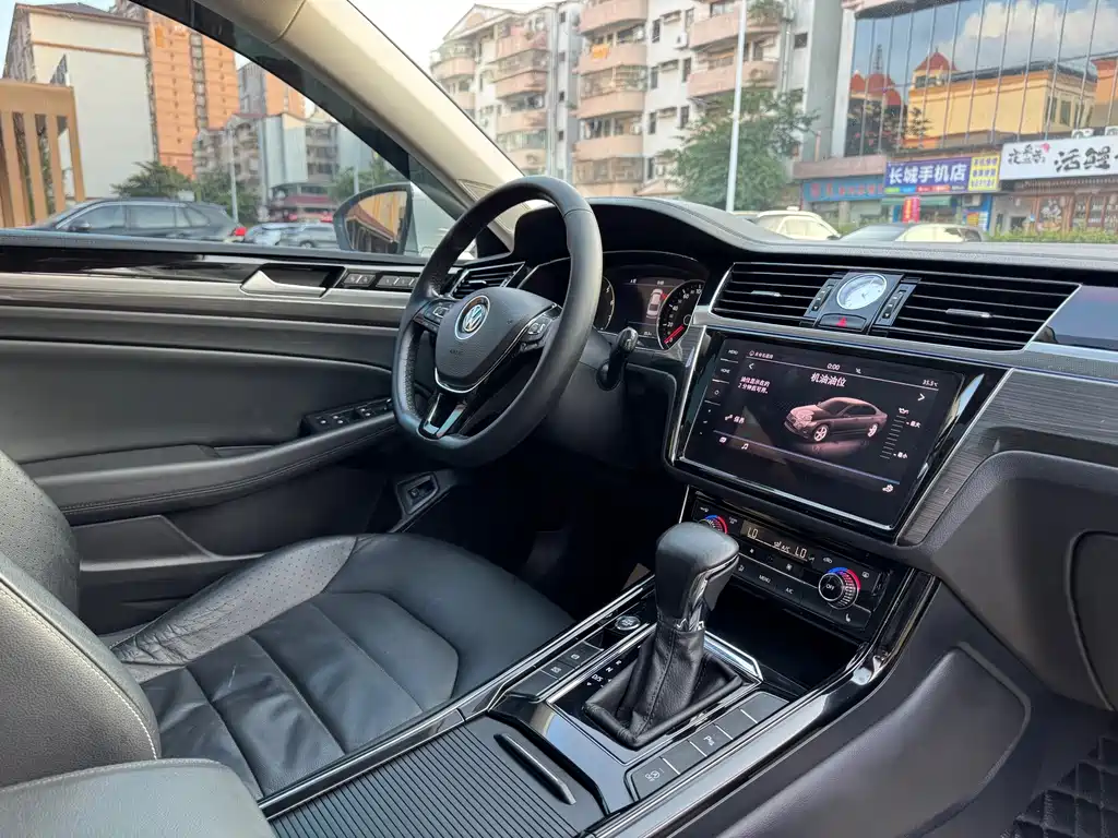 Volkswagen Phideon — миниатюра 12