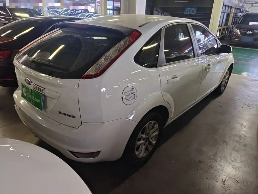 Ford Focus — миниатюра 7