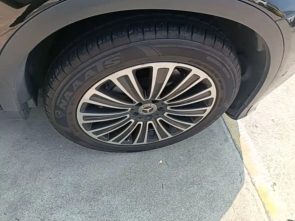 Mercedes-Benz GLC — миниатюра 12