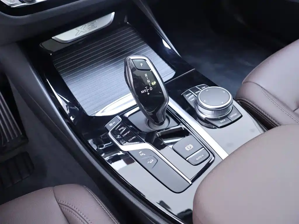 BMW X3 — миниатюра 12