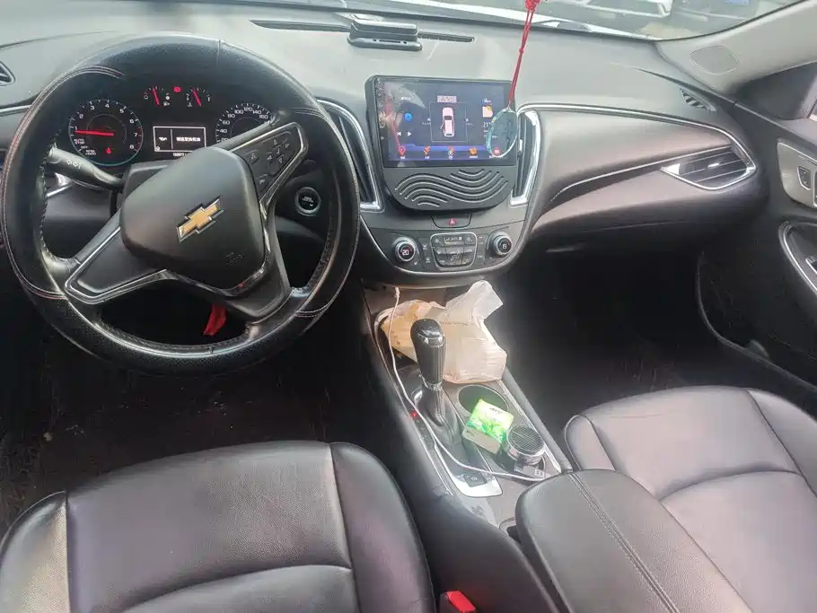 Chevrolet Malibu XL — миниатюра 12