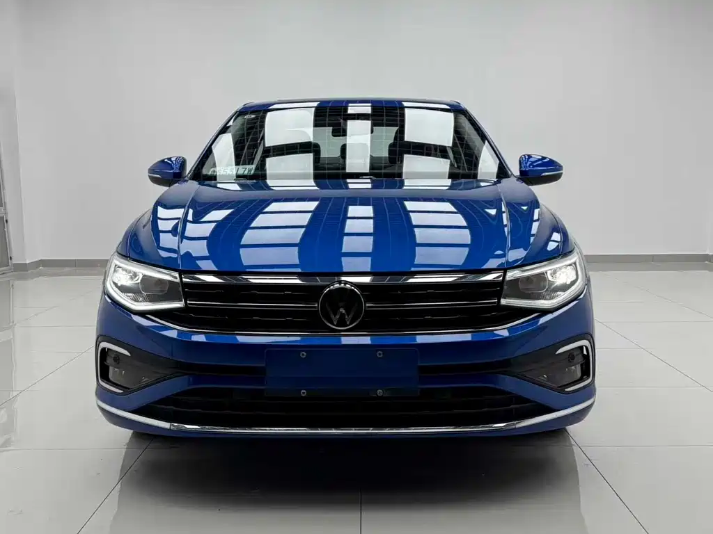 Volkswagen Bora 2023 200TSI DSG PRO