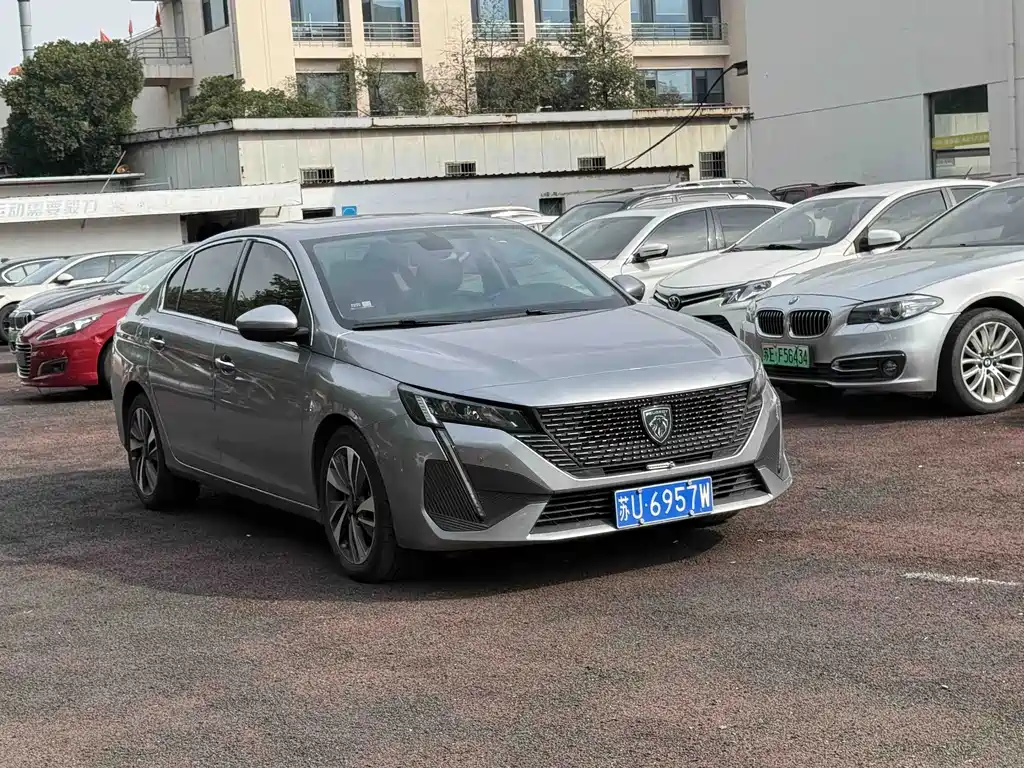 Peugeot 408 — миниатюра 8