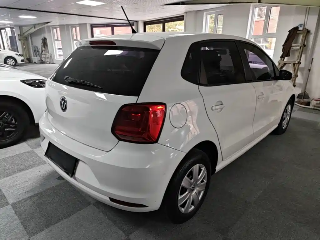 Volkswagen Polo — миниатюра 7