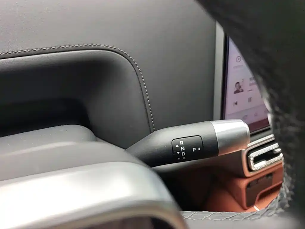 Li Auto Li L8 — миниатюра 14