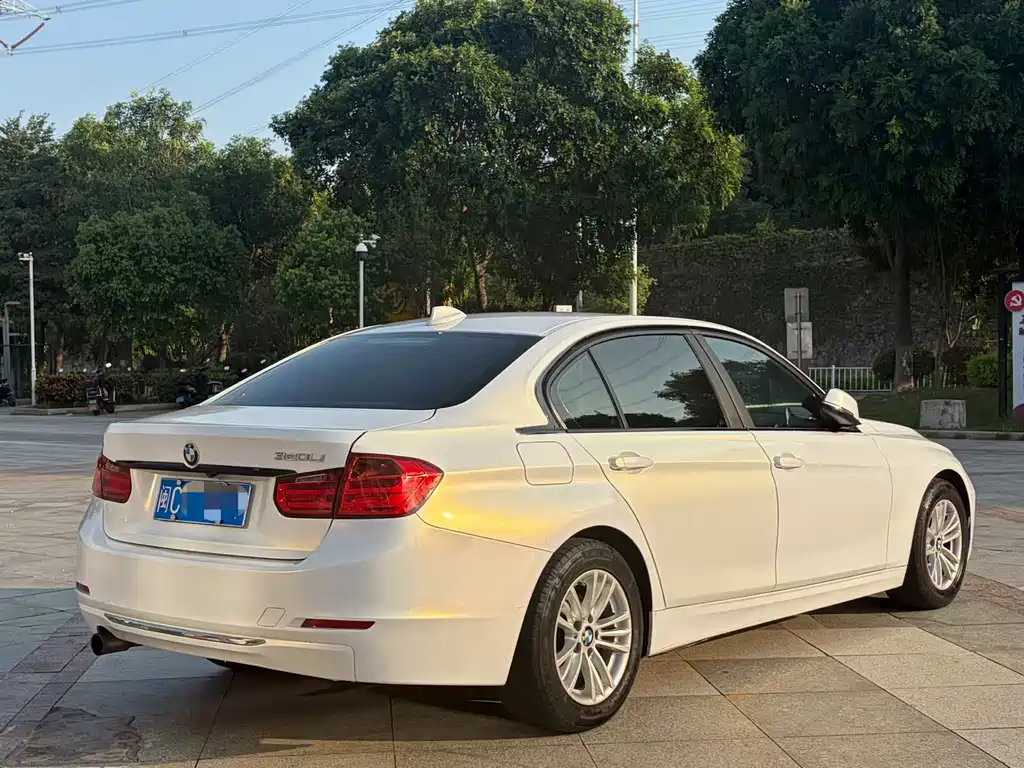 BMW 3 Series — миниатюра 9