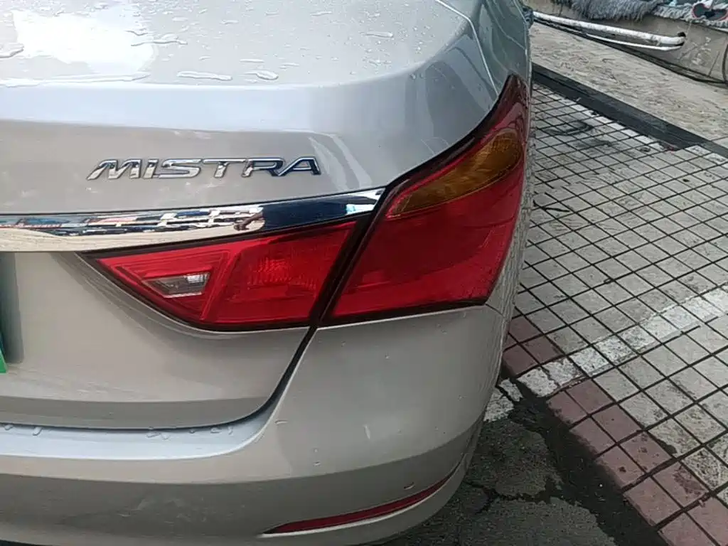 Hyundai Mistra — миниатюра 8