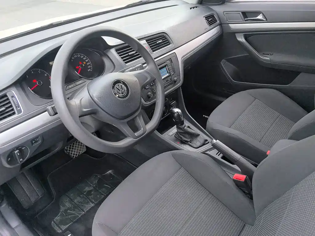 Volkswagen Lavida 1.6L Auto Elegant Edition, фото 13