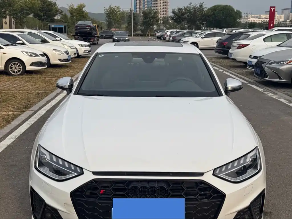 Audi S4 — миниатюра 2