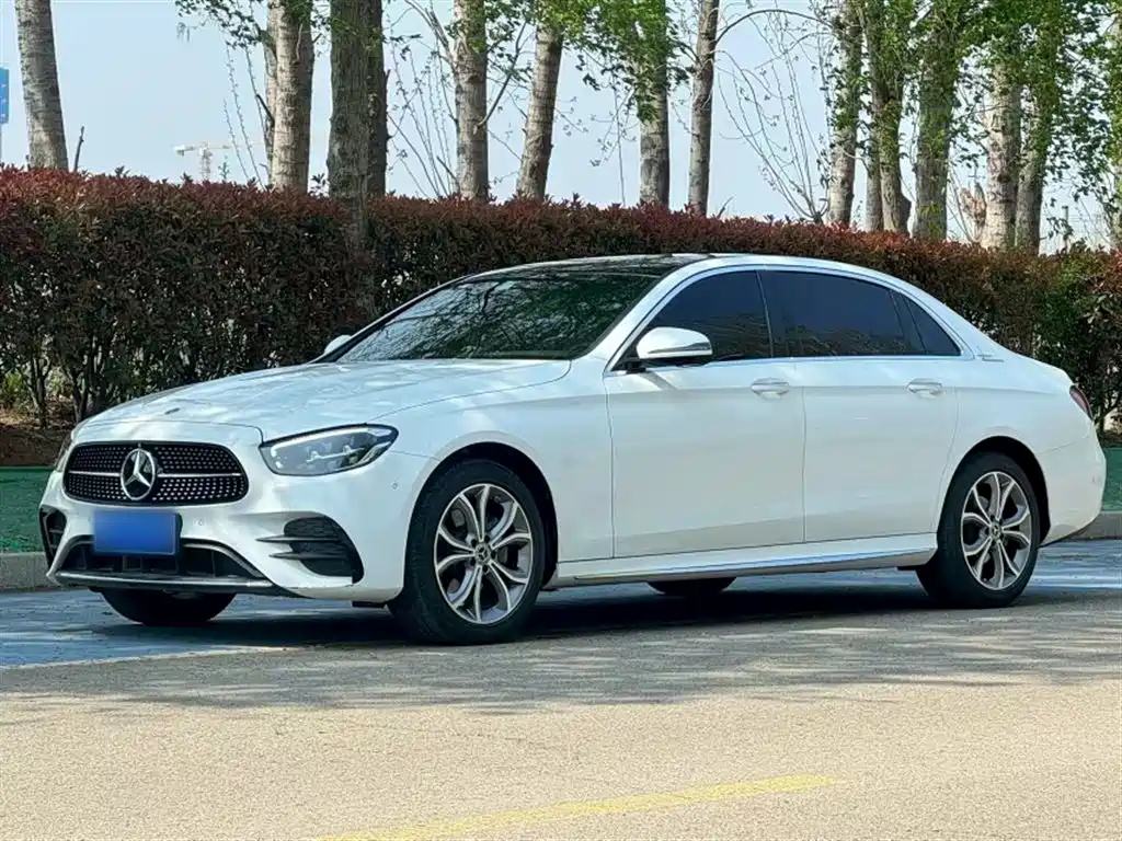 Mercedes-Benz E-Class 2021