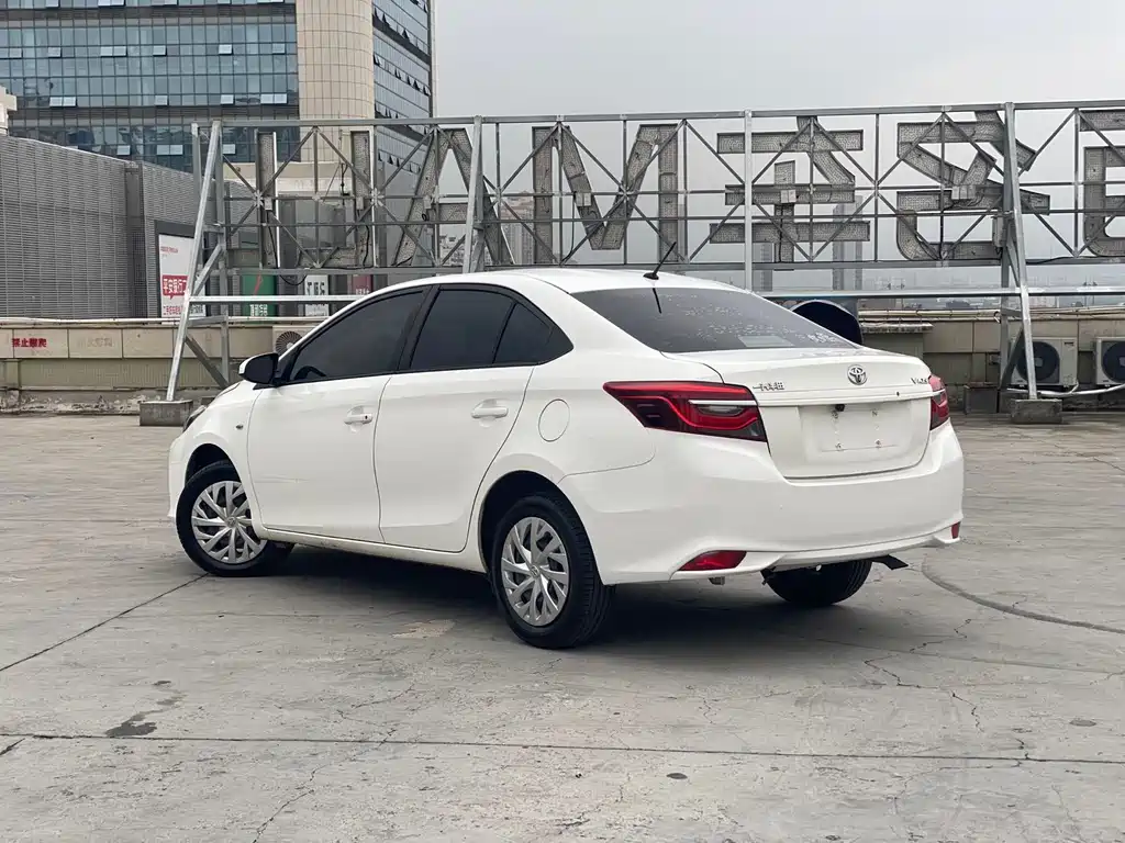 Toyota Vios — миниатюра 7