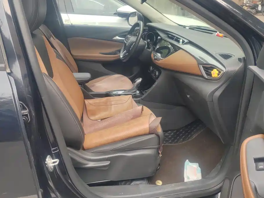 Buick Encore GX — миниатюра 8