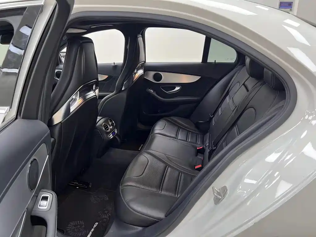 Mercedes-Benz C-Class AMG — миниатюра 16