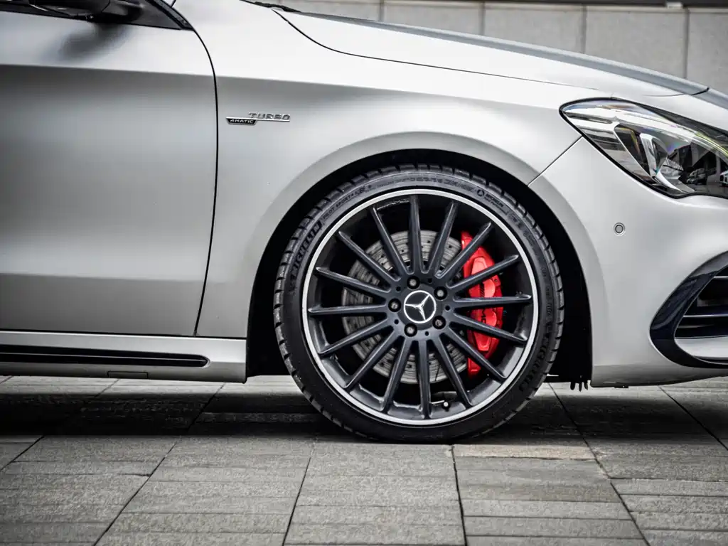 Mercedes-Benz CLA AMG — миниатюра 10