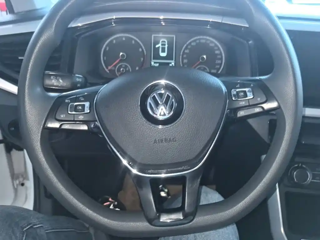 Volkswagen Polo — миниатюра 11