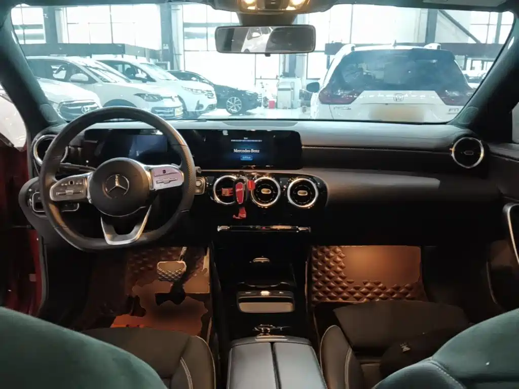 Mercedes-Benz A-Class — миниатюра 10