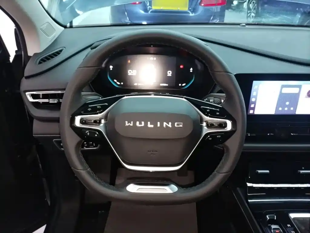 Wuling Victory — миниатюра 11