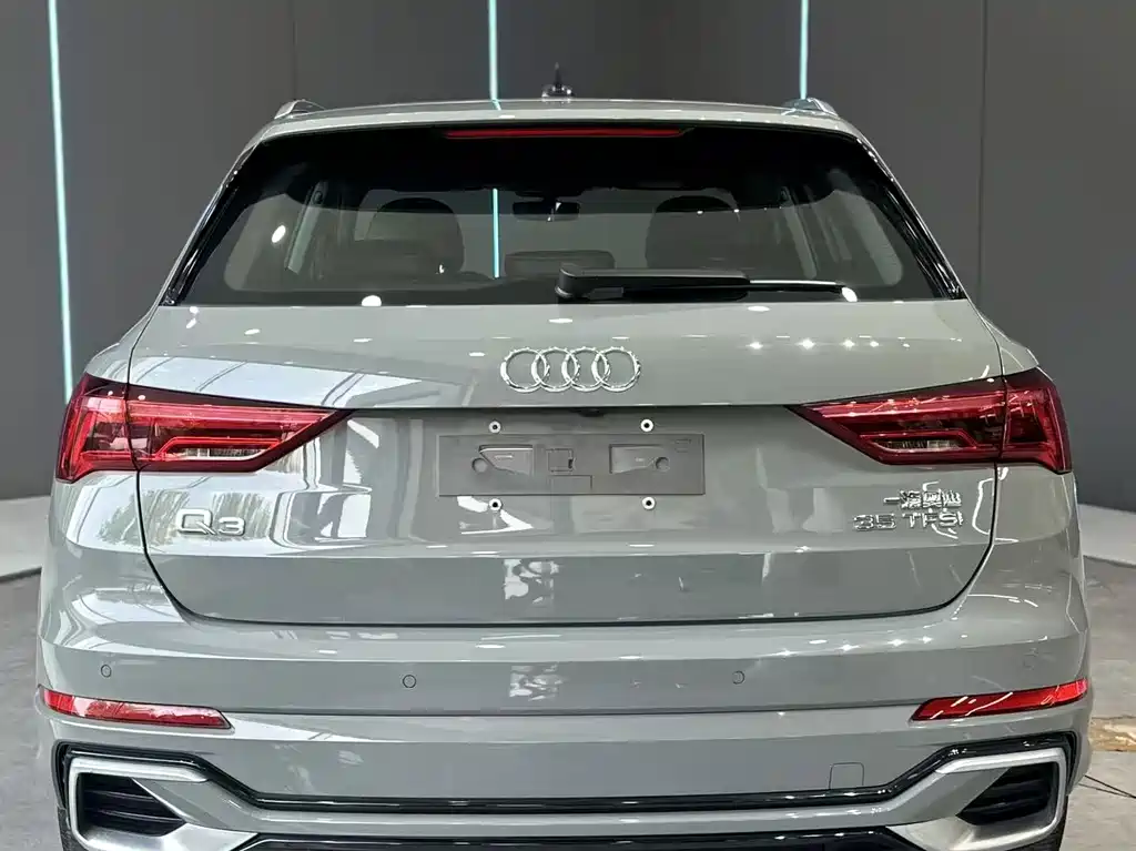 Audi Q3 2024 35 TFSI Fashion