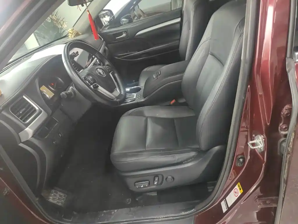 Toyota Highlander — миниатюра 15
