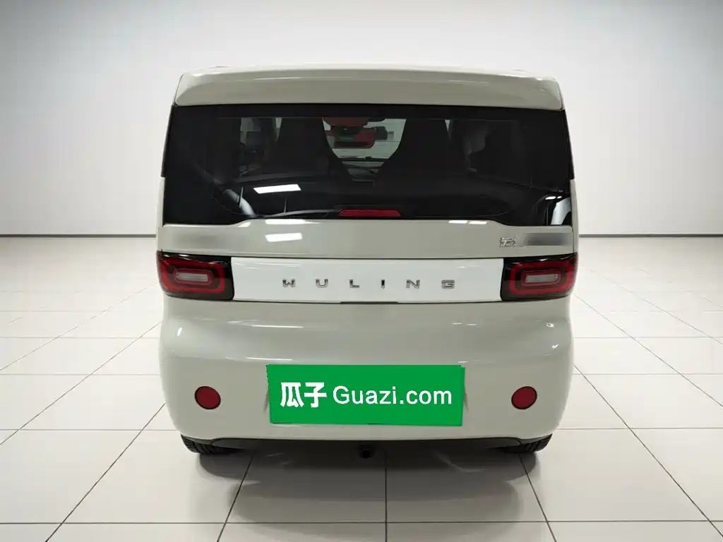 Wuling MINIEV — миниатюра 3
