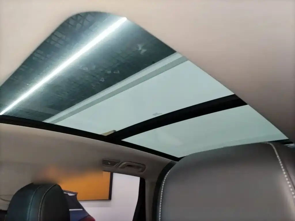 Wuling Victory — миниатюра 18
