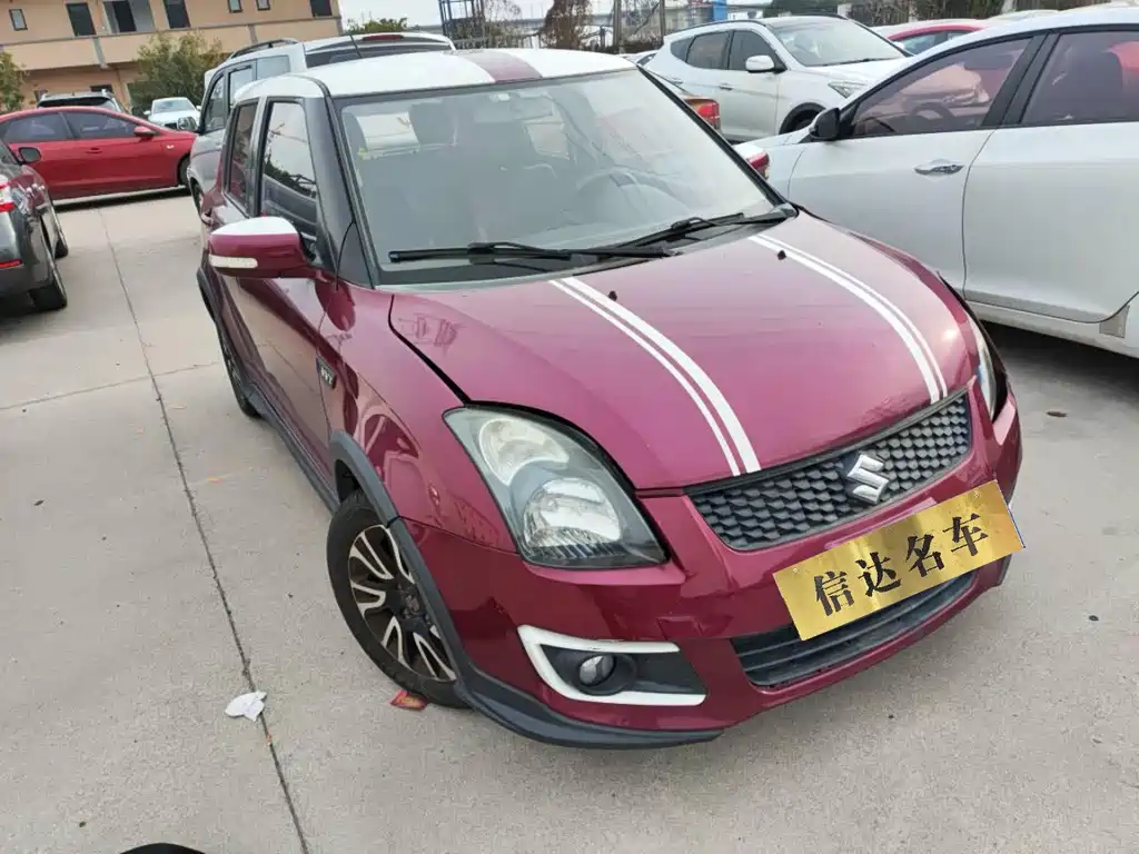 SUZUKI SWIFT