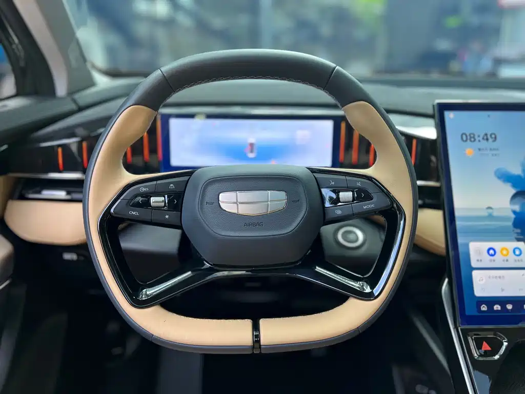 Geely Boyue L — миниатюра 11
