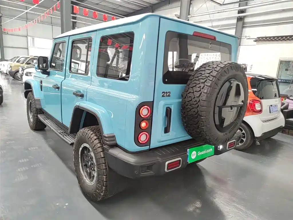 212 T01 2025 2.0T