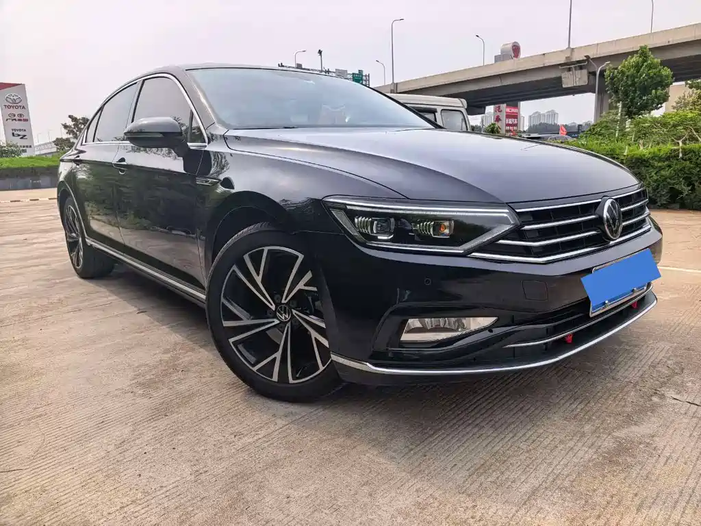 Volkswagen Magotan 2020 330TSI DSG Luxury Type