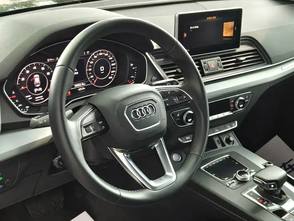 Audi Q5L — миниатюра 8