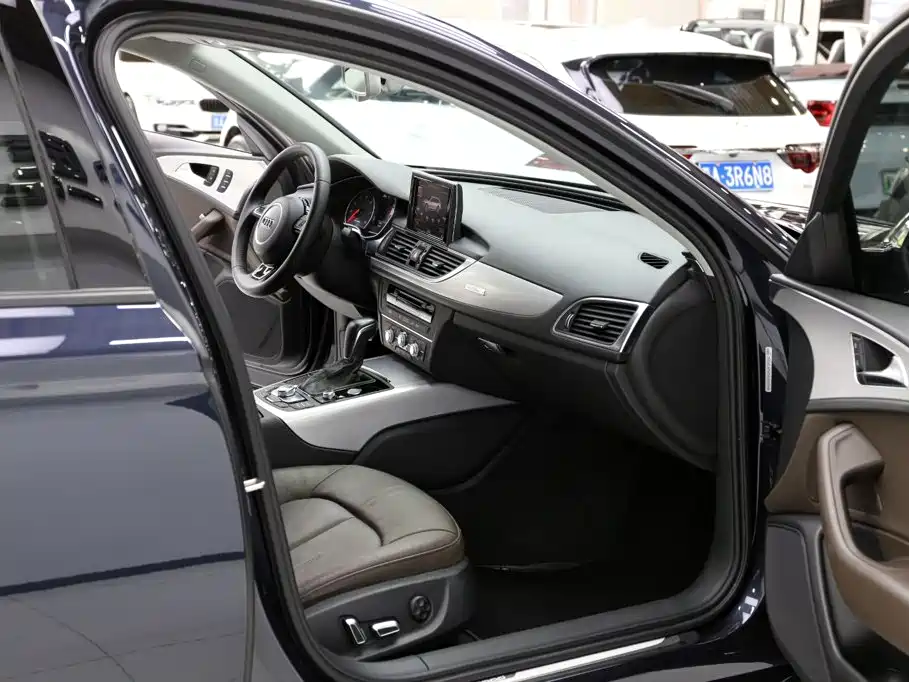 Audi A6 (Import) — миниатюра 17