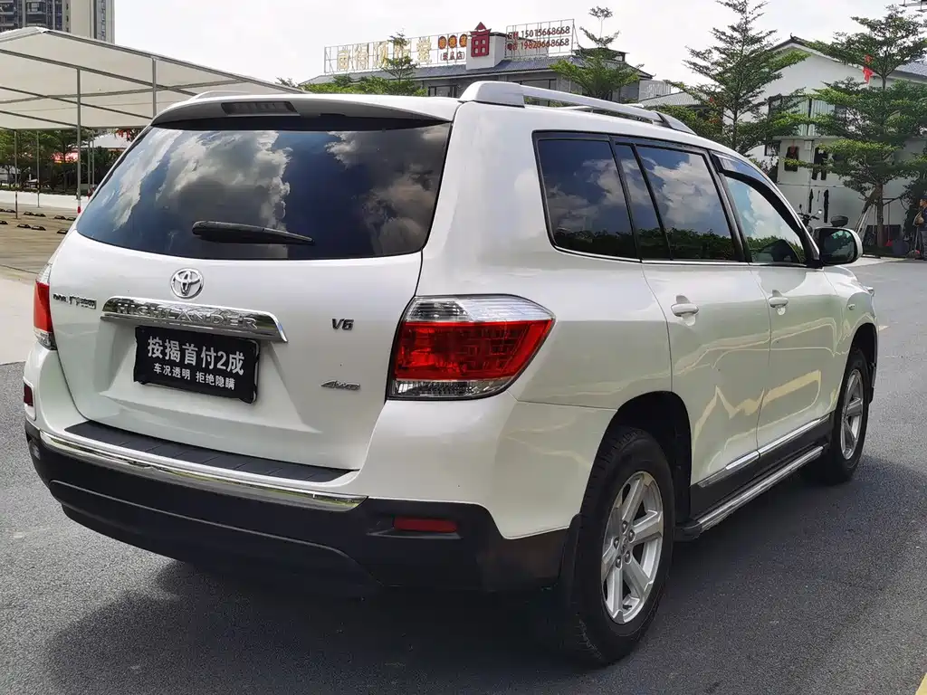Toyota Highlander — миниатюра 4