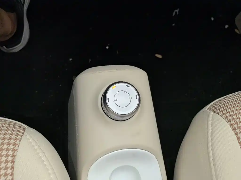 Wuling MINIEV — миниатюра 14
