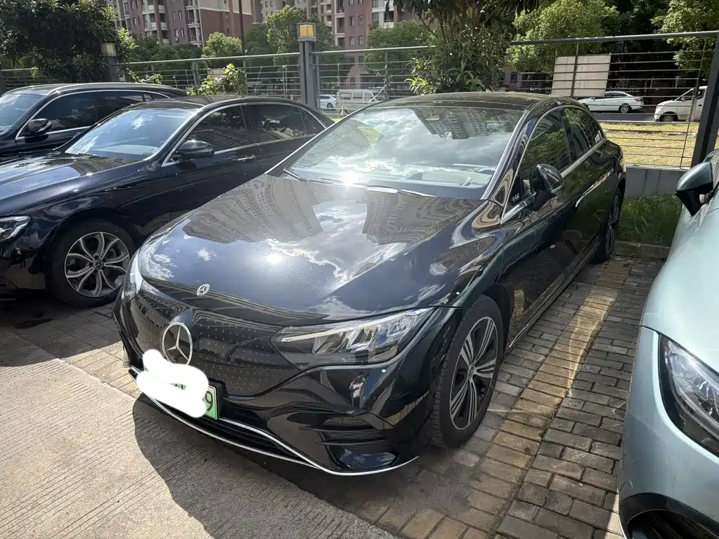 Mercedes-Benz EQE