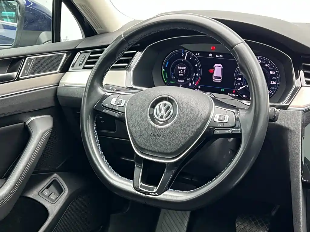 Volkswagen Viloran New Energy — миниатюра 19