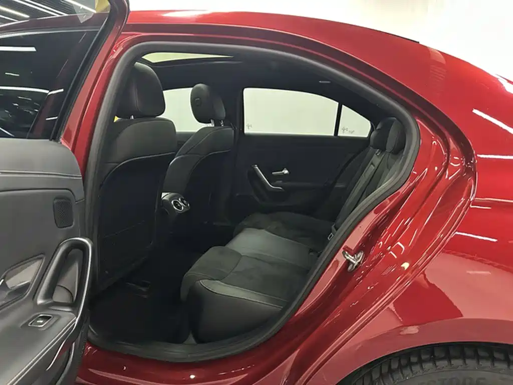 Mercedes-Benz A-Class — миниатюра 15