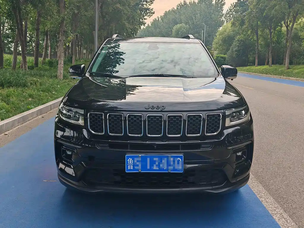 Jeep Grand Commander — миниатюра 2