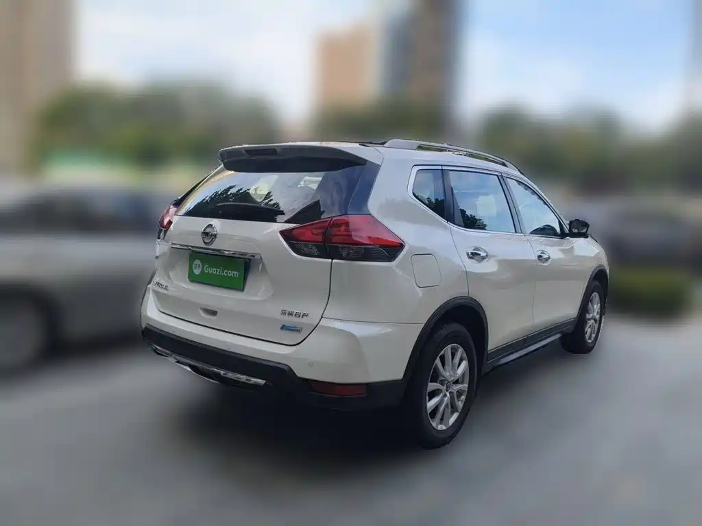 Nissan X-Trail — миниатюра 4