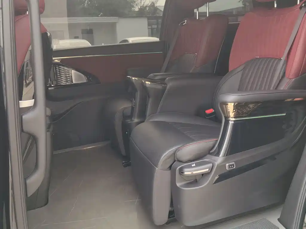GAC Motor Trumpchi M8 — миниатюра 3