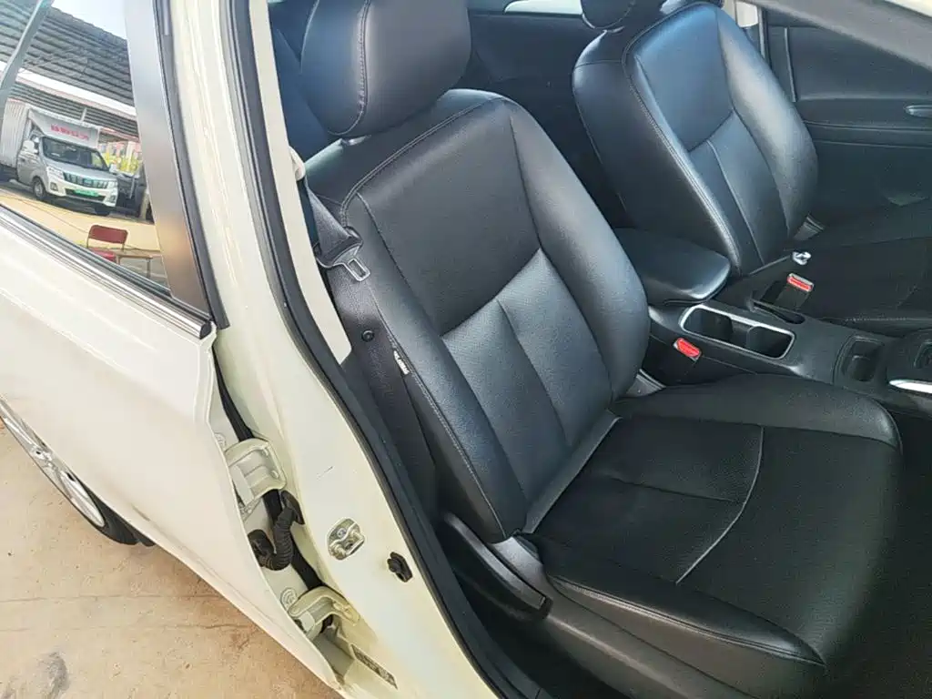 Nissan Sylphy — миниатюра 25