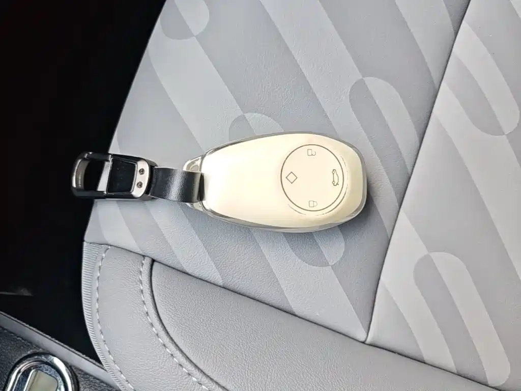 Leapmotor Leapmotor T03 — миниатюра 9