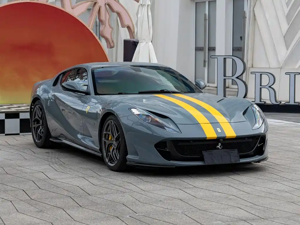 Ferrari 812 2017 6.5L Superfast