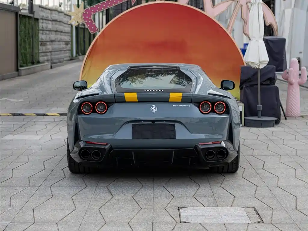 Ferrari 812 2017 6.5L Superfast