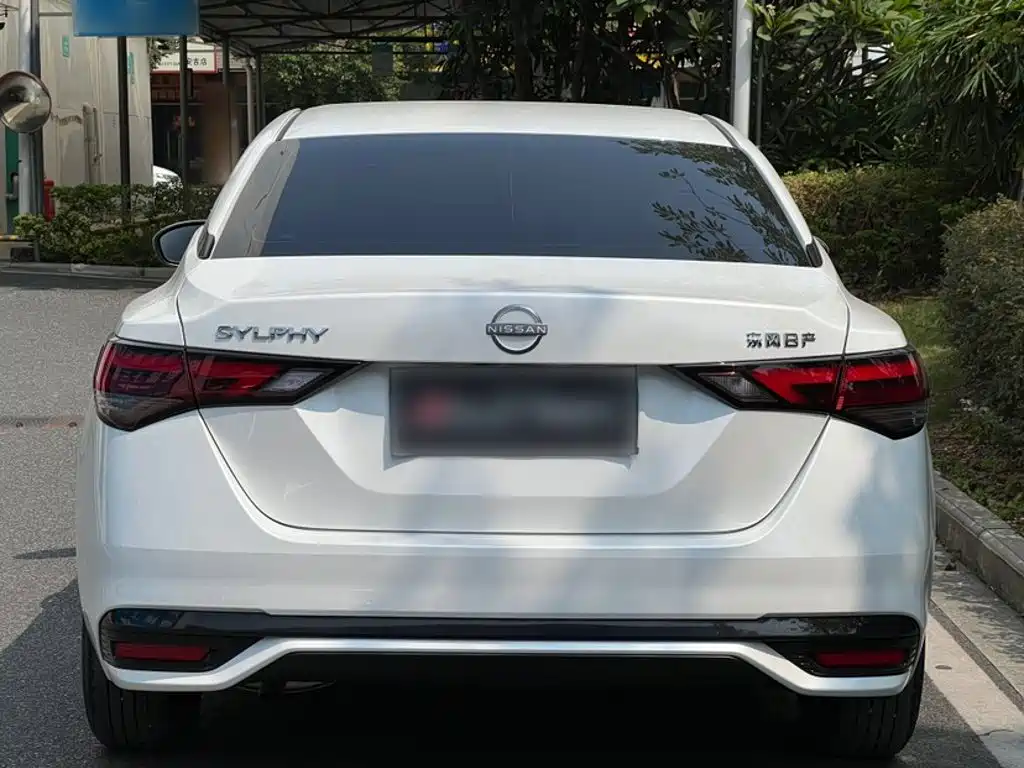Nissan Sylphy — миниатюра 8