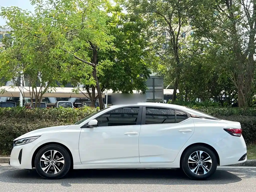 Nissan Sylphy — миниатюра 6