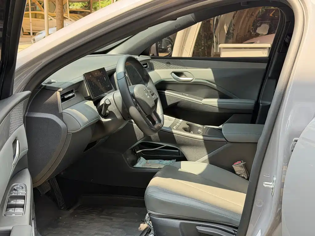 BYD Qin PLUS — миниатюра 8