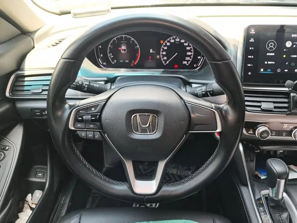 Honda Accord — миниатюра 6