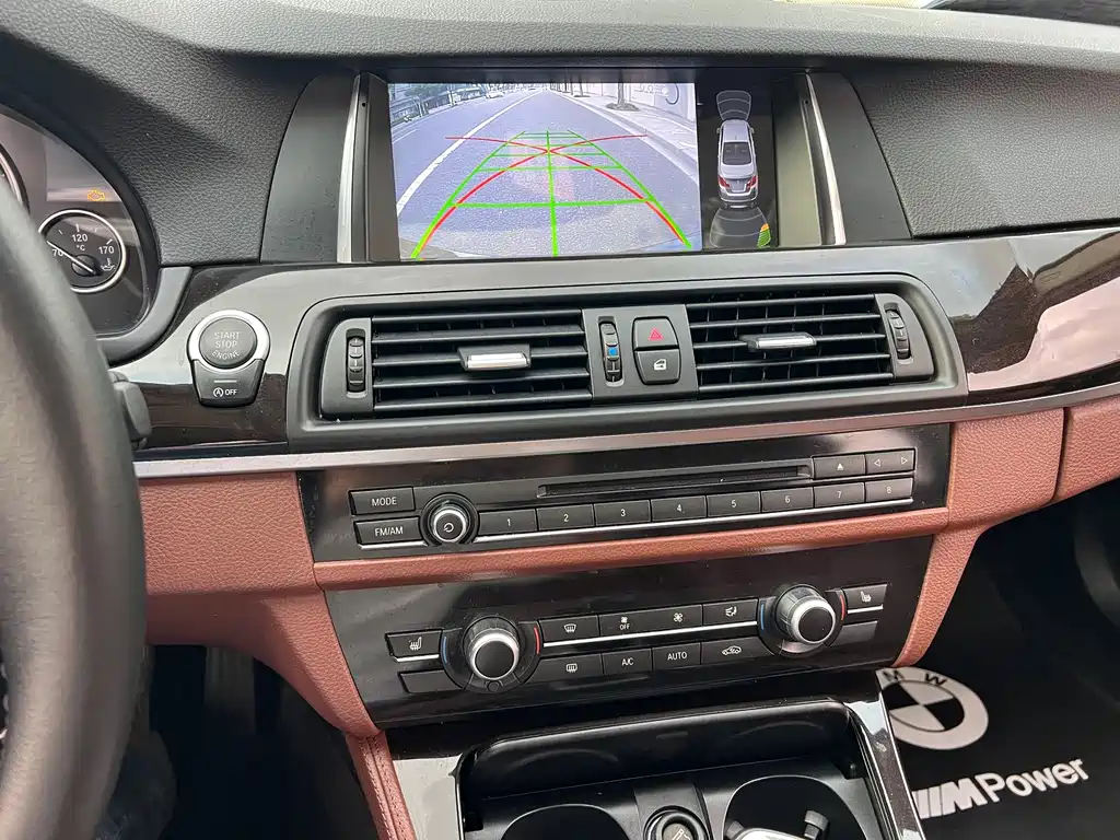 BMW 5 Series — миниатюра 4